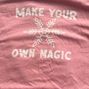 Old navy ‘make your own magic’ tee
